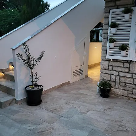 Anabella Appartement Rovanjska
