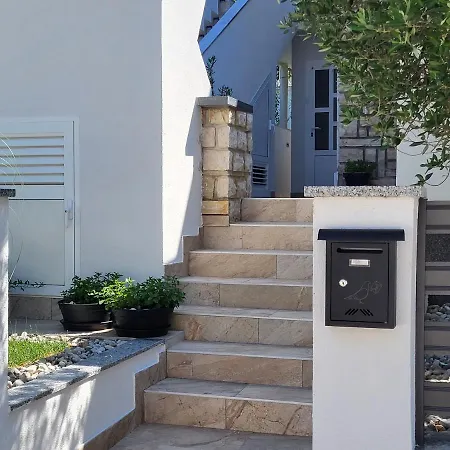 Anabella * Rovanjska